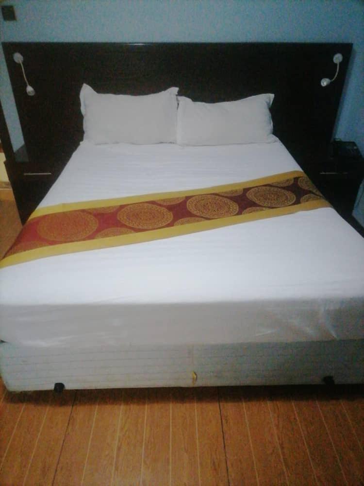 White City Inn Gaborone Kültér fotó